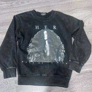 Black Graphic Women's Crewneck